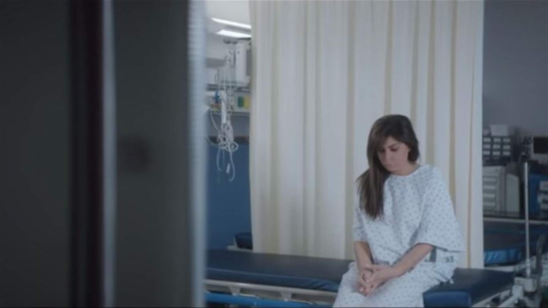 إليسا والمرض تابع... فيديو يُظهر إصابتها قبل كشفها عنها