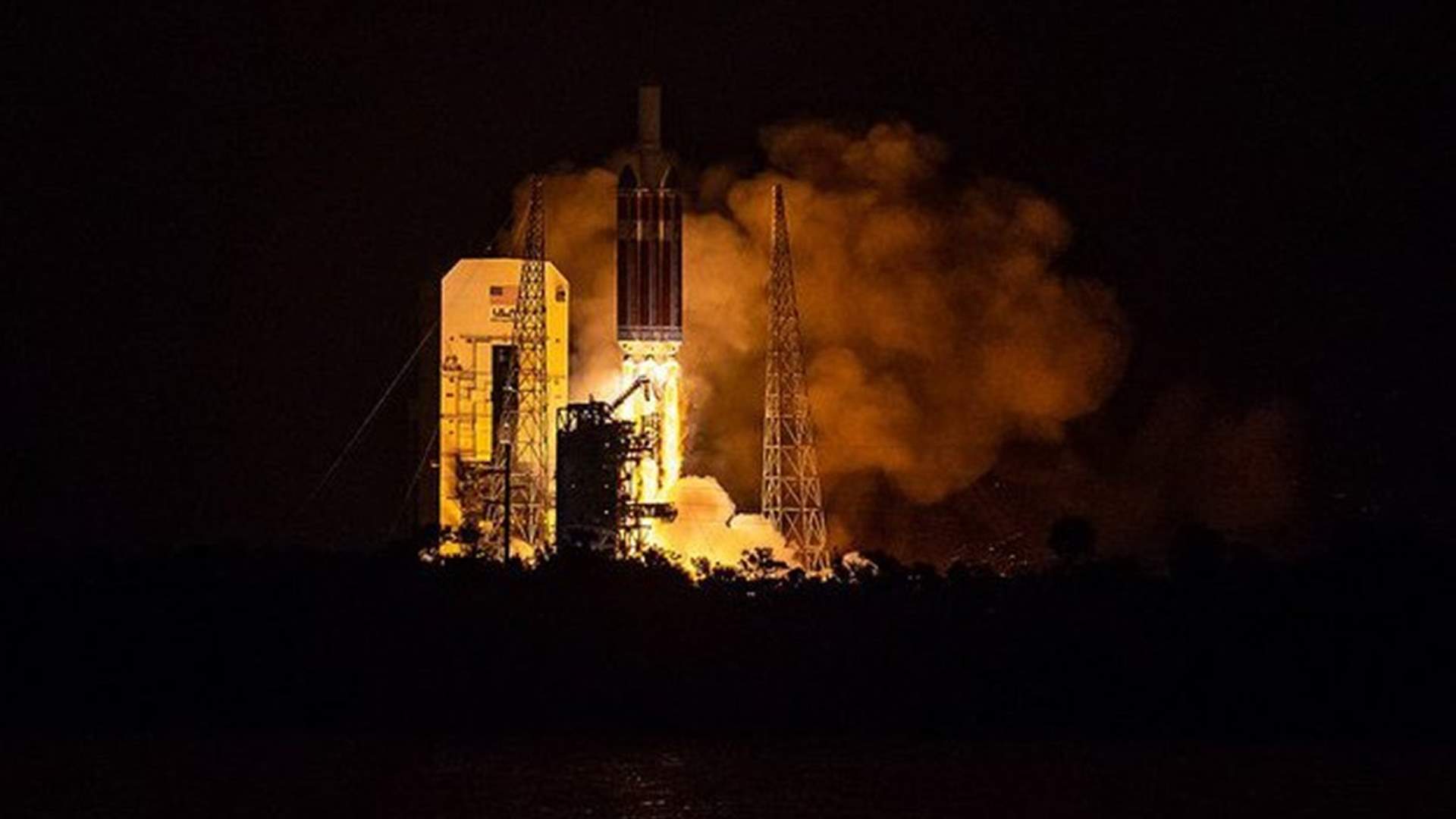 NASA Launches Probe To Go Deep Into Sun&#39;s Scorching Atmosphere