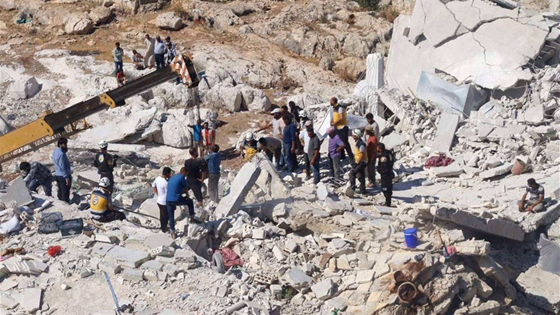 ارتفاع محصلة قتلى انفجار مستودع الأسلحة في شمال غرب سوريا