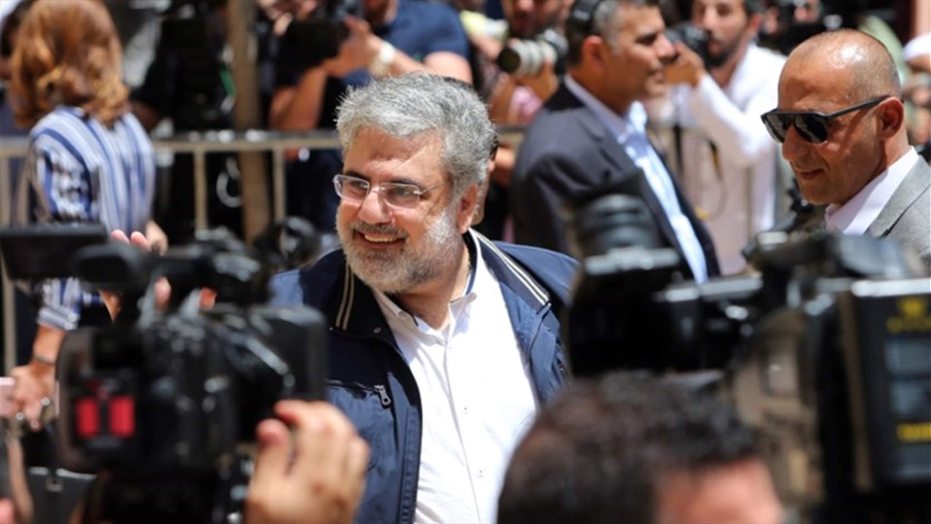 الموسوي لـ"الاخبار": وكالة النائب مطلقة ولا قانون يسمو فوق الدستور