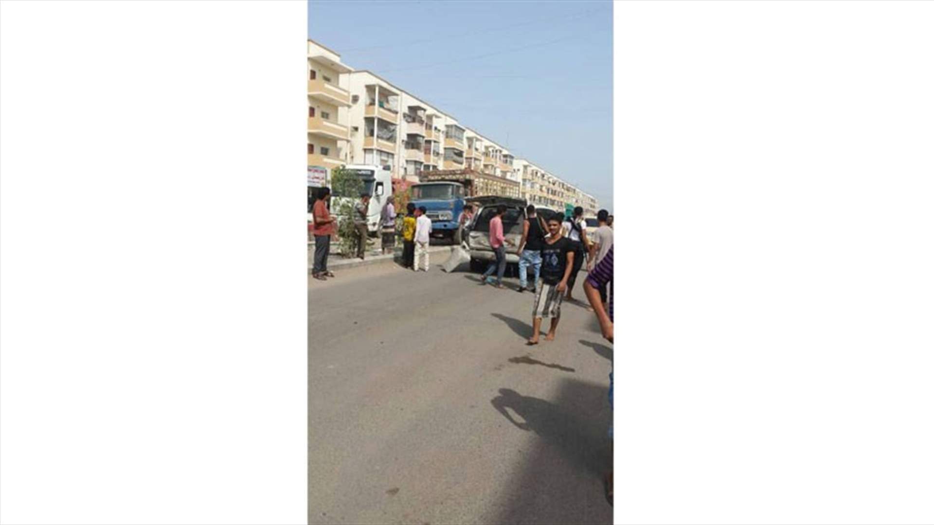 نجاة محافظ تعز من انفجار استهدف موكبه