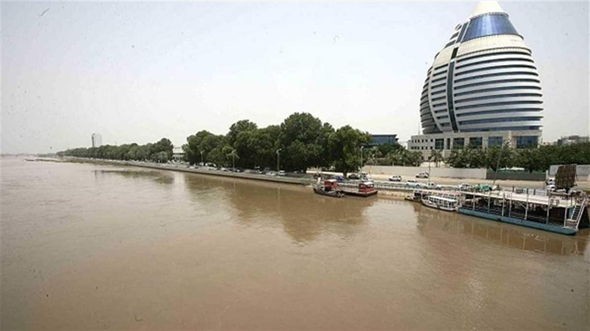 مأساة في السودان... وفاة 22 تلميذا بعد غرق مركب في نهر النيل