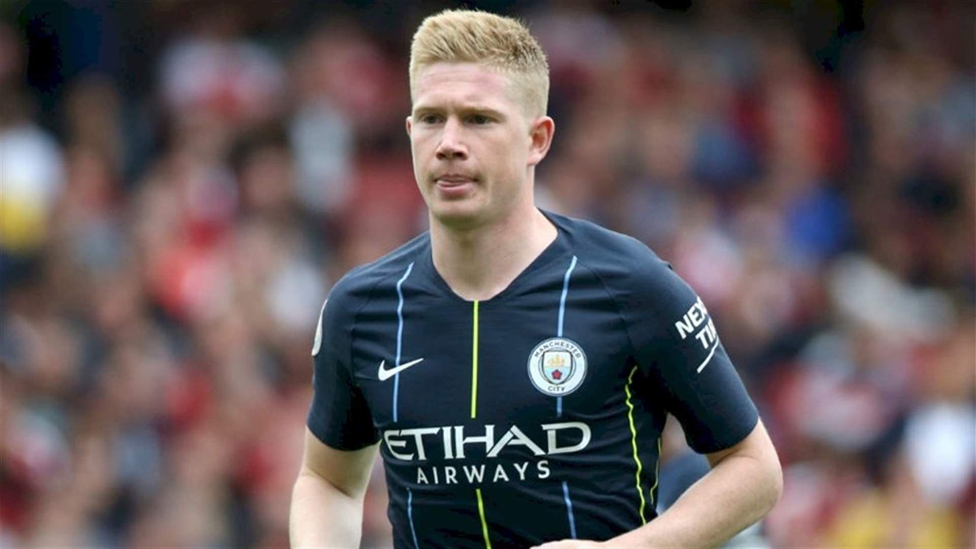 كيفن دي بروين لاعب مانشستر سيتي يتعرض لإصابة في ركبته