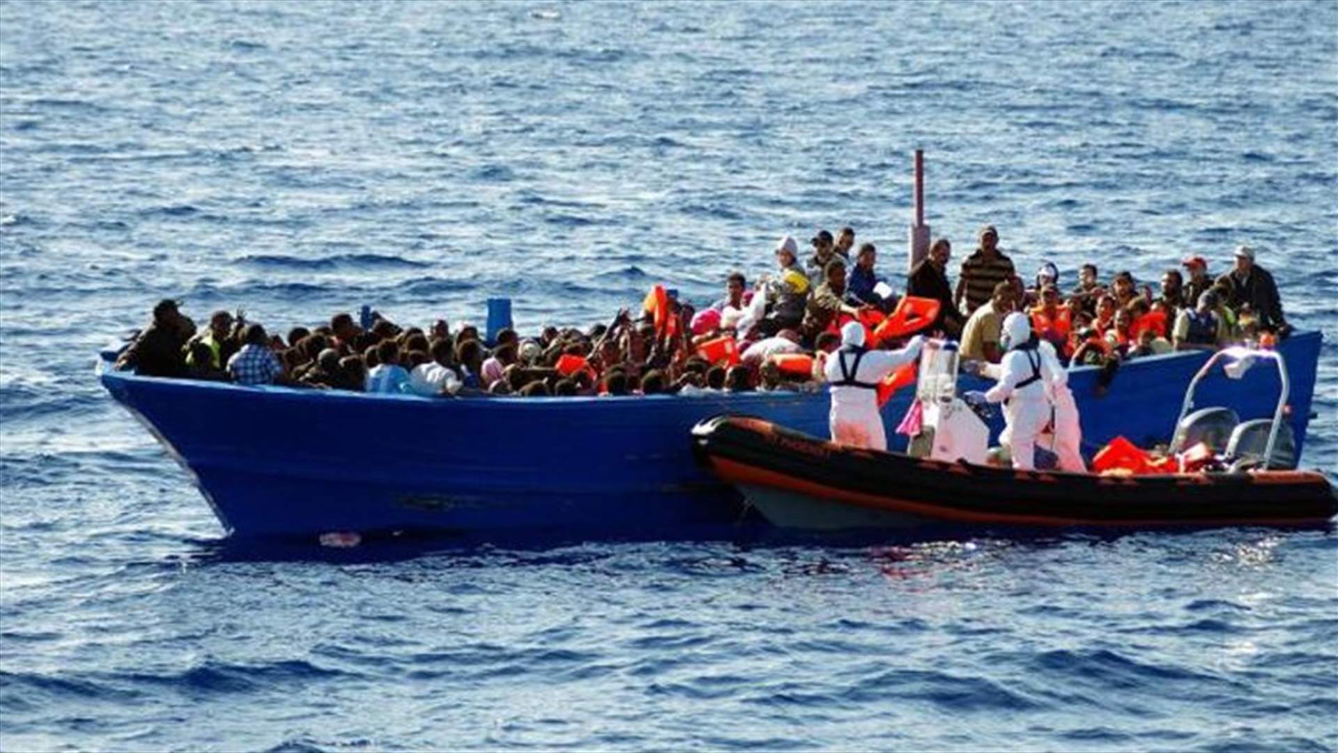 خفر السواحل الايطالي ينقذ 170 مهاجرا...