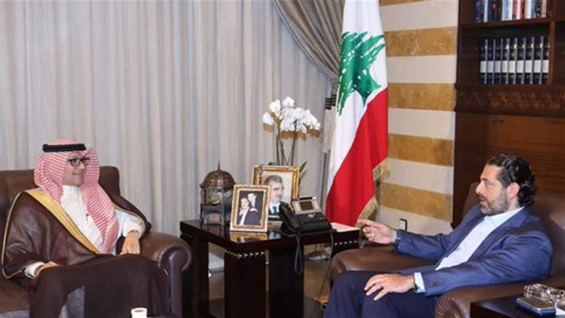 PM-designate Hariri meets Saudi envoy al-Bukhari