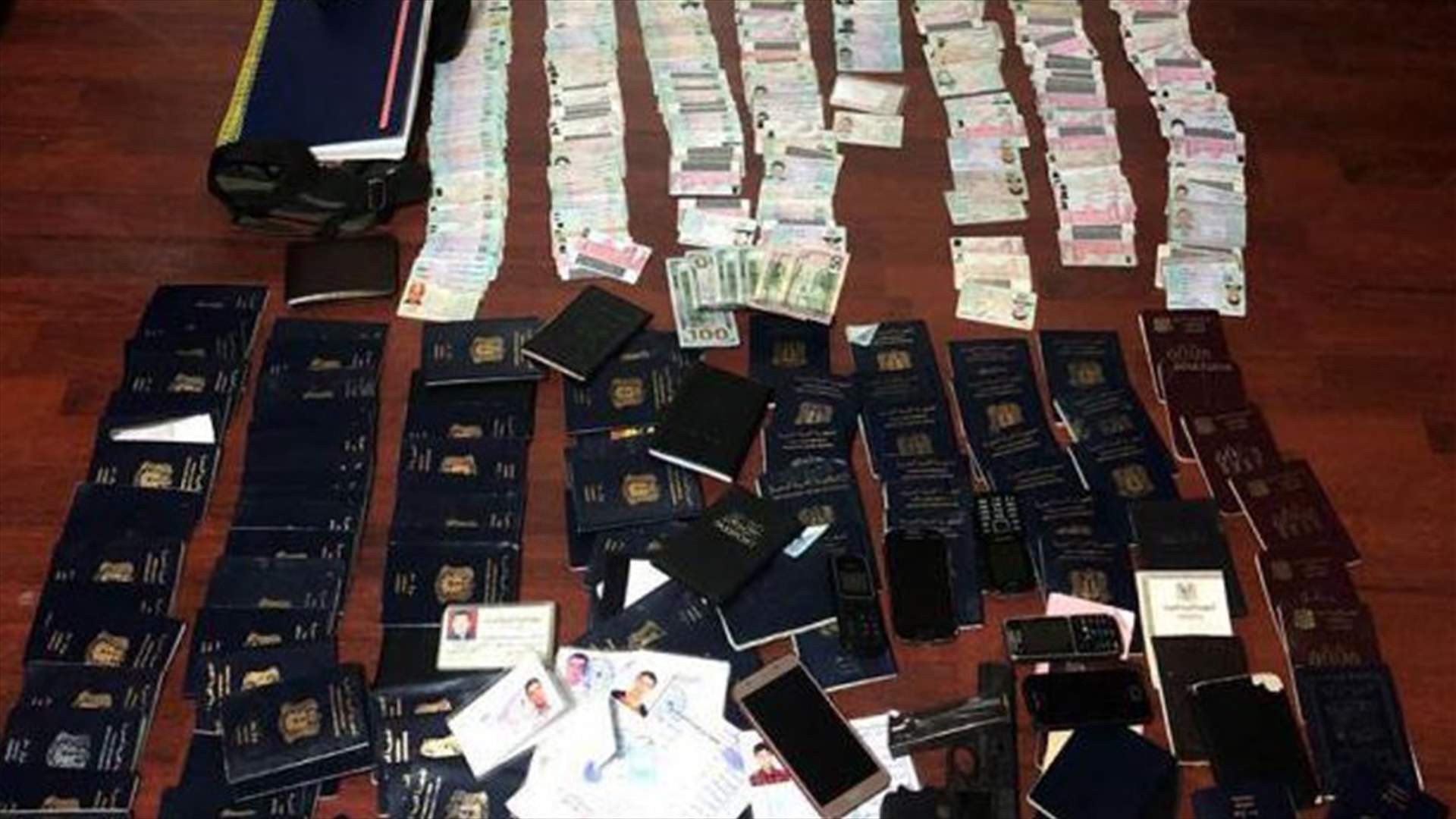 احتجاز وابتزاز لسوريين لقاء مبالغ مالية...