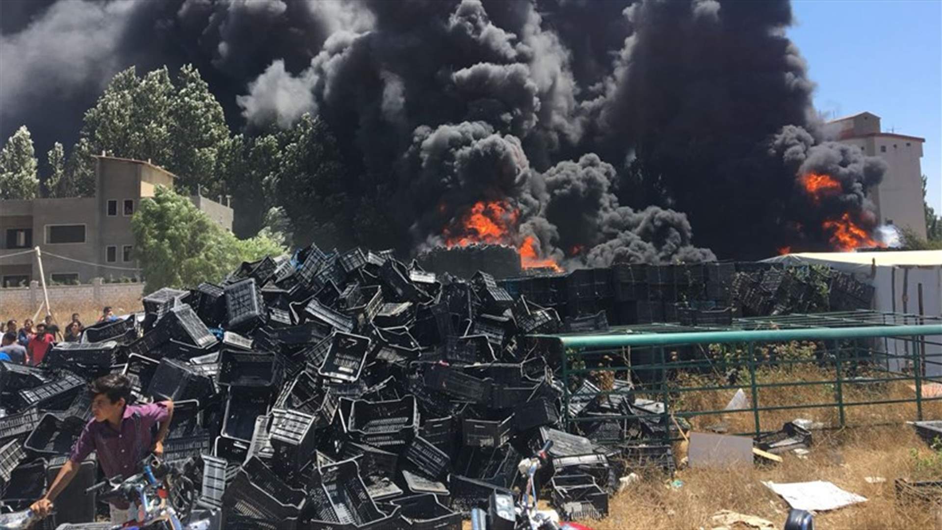 محافظ البقاع طالب بالتحقيق في حريق قب الياس