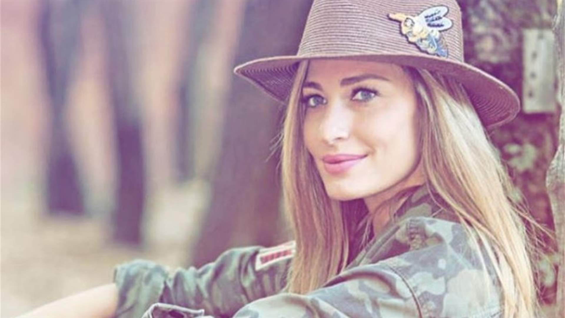صورة لميرفا قاضي على البحر... وتعليق ألهم عدداً من متابعيها