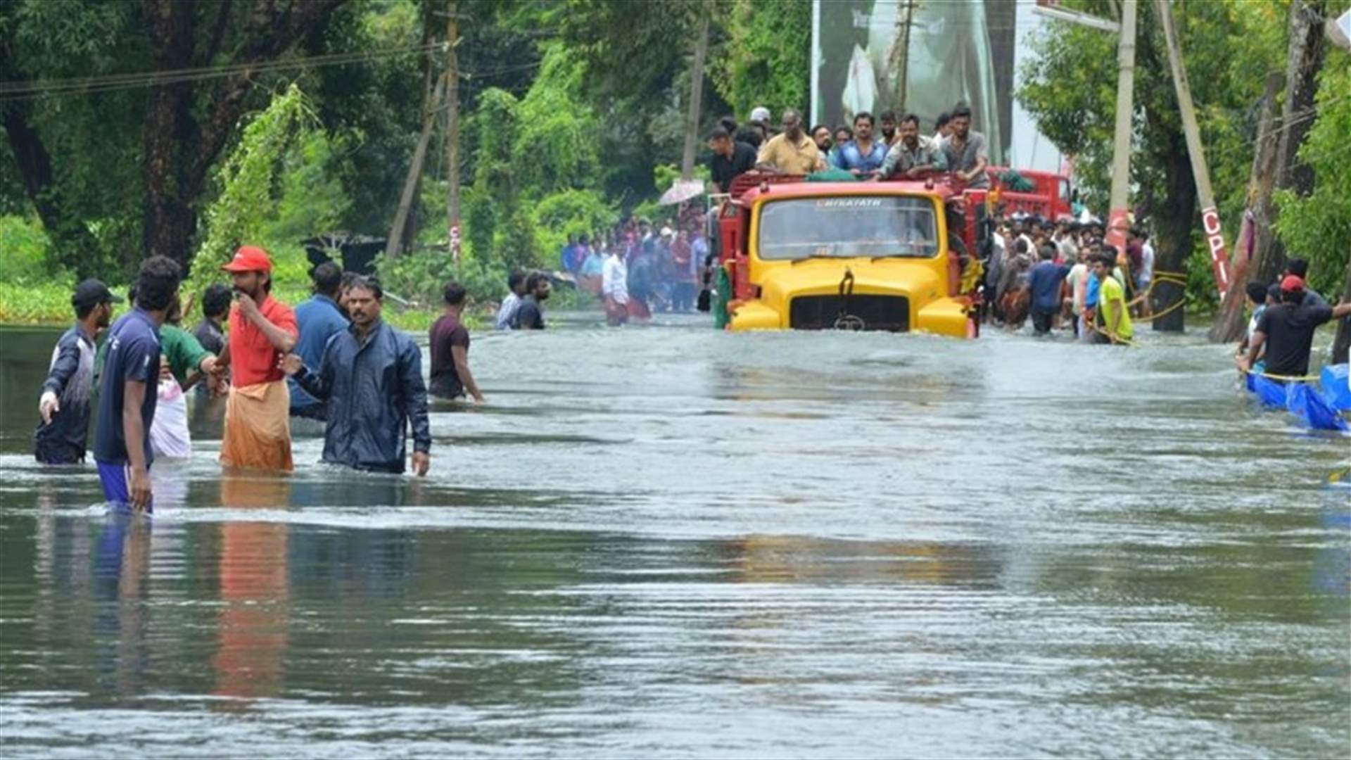 أكثر من مليون شخص بمخيمات المهجرين بسبب الفيضانات في الهند