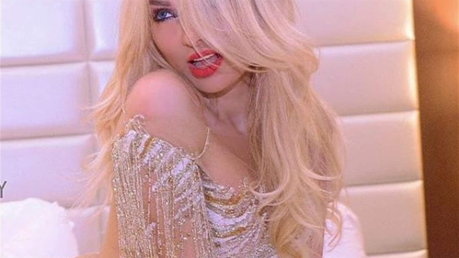 سيلفي ميريام كلينك دون ملابس في مصر