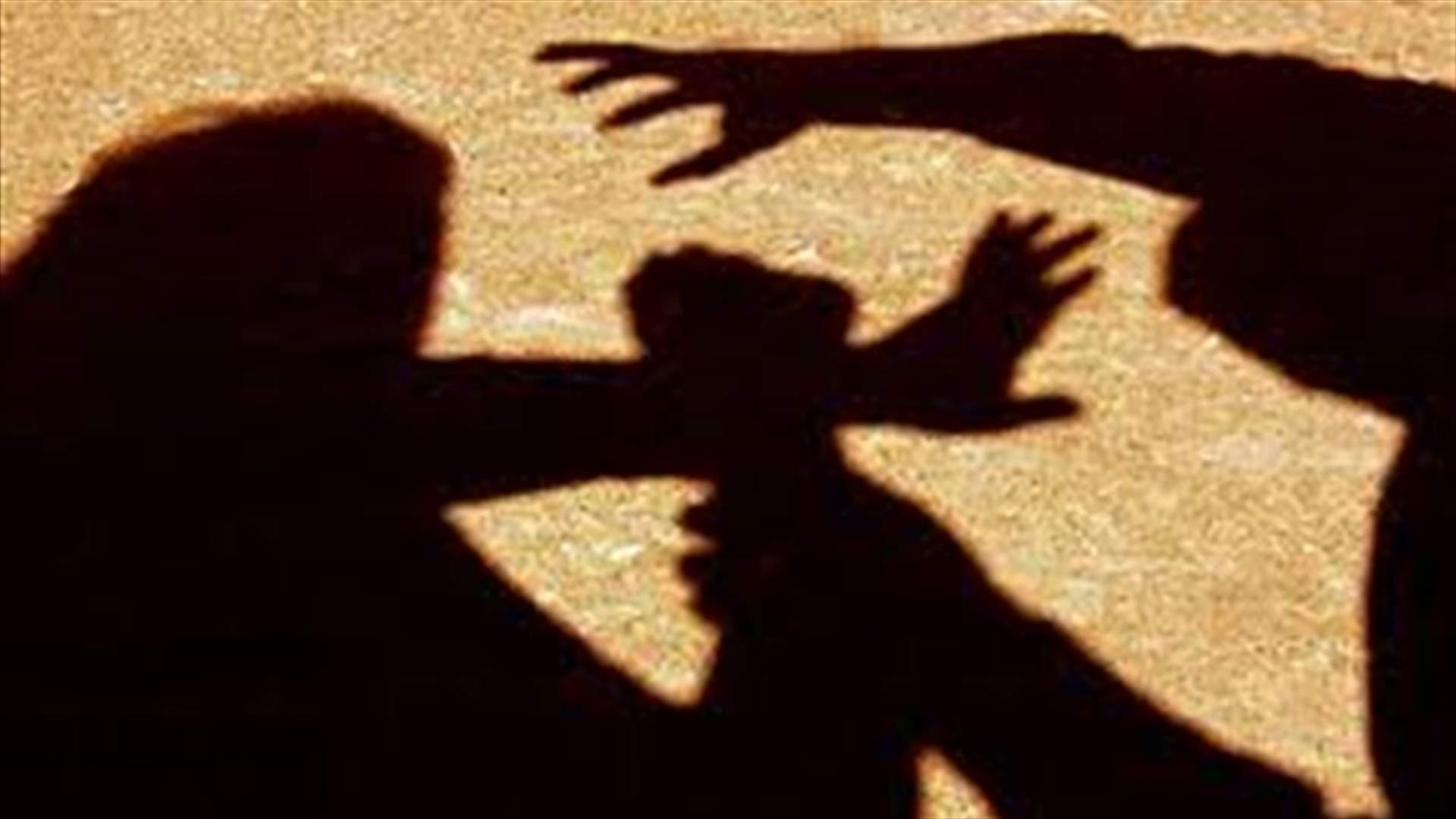 هاجموا منزله في قبة شمرا عكار واعتدوا عليه بالضرب... وفرّوا