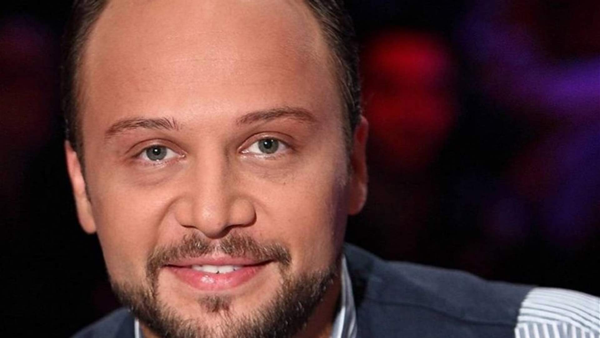 مكسيم خليل يتغزل بشقيقته... هل تشبهه؟