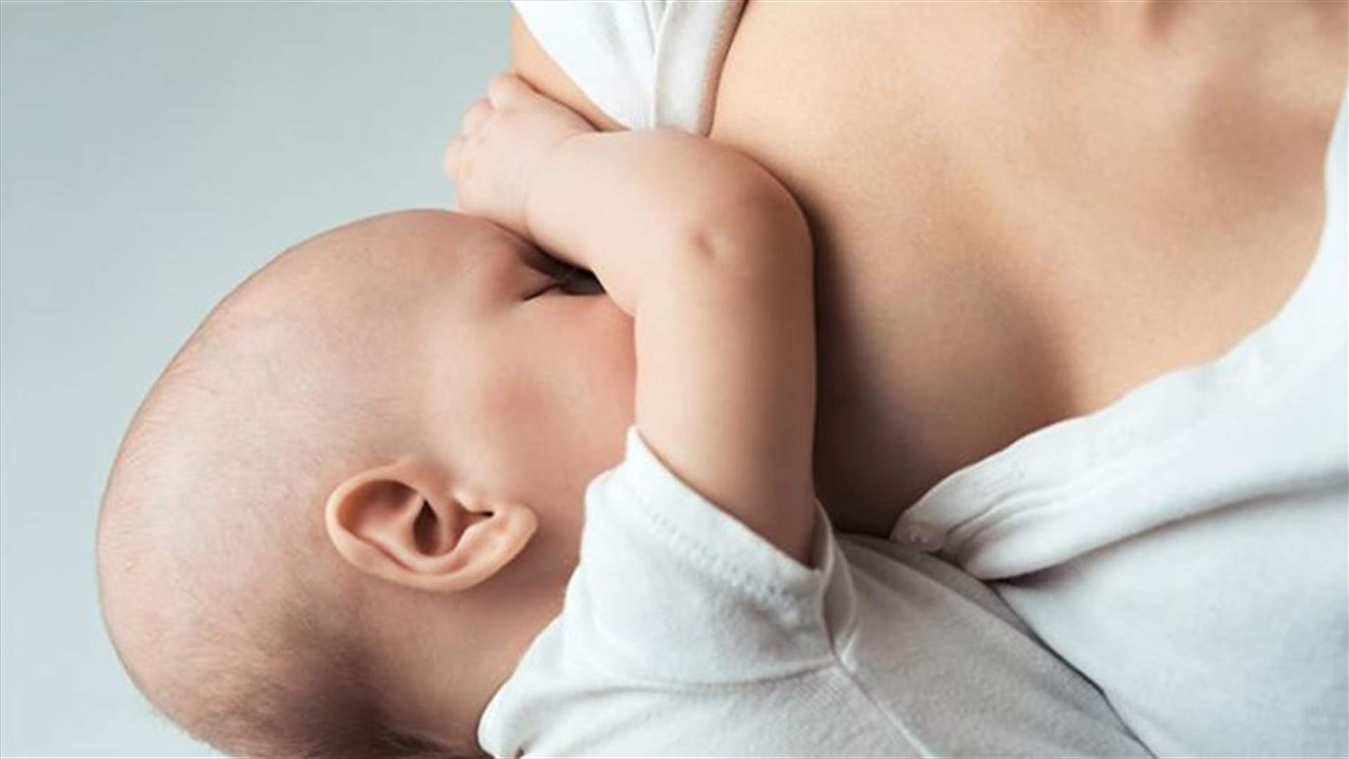 ما هي الأطعمة التي يجب أن تتناولها المرأة خلال فترة الرضاعة؟