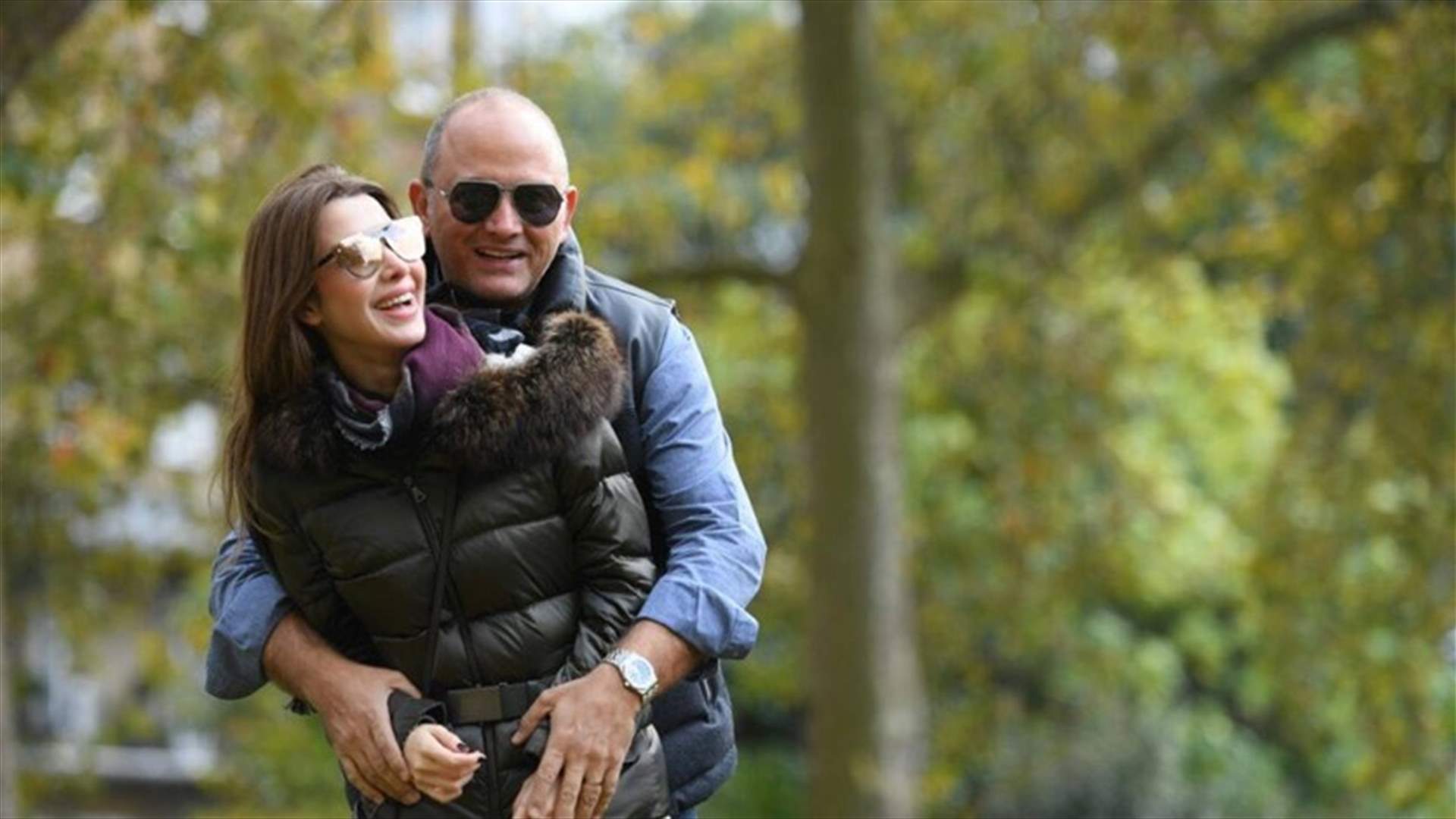 نانسي عجرم تحتفل بعيد زواجها العاشر في براغ... صورة رومانسية مع زوجها