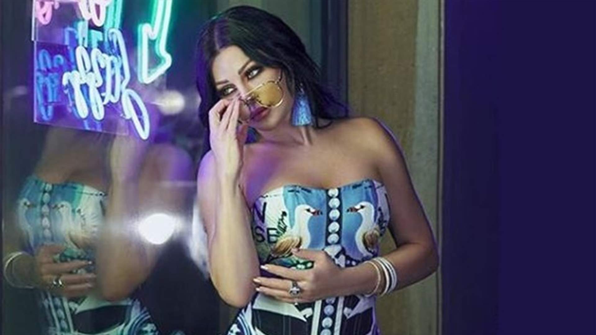 مدير أعمال هيفا وهبي يفضح إحدى شاتماتها: مطلّعة لسانك ليه؟! بالفيديو