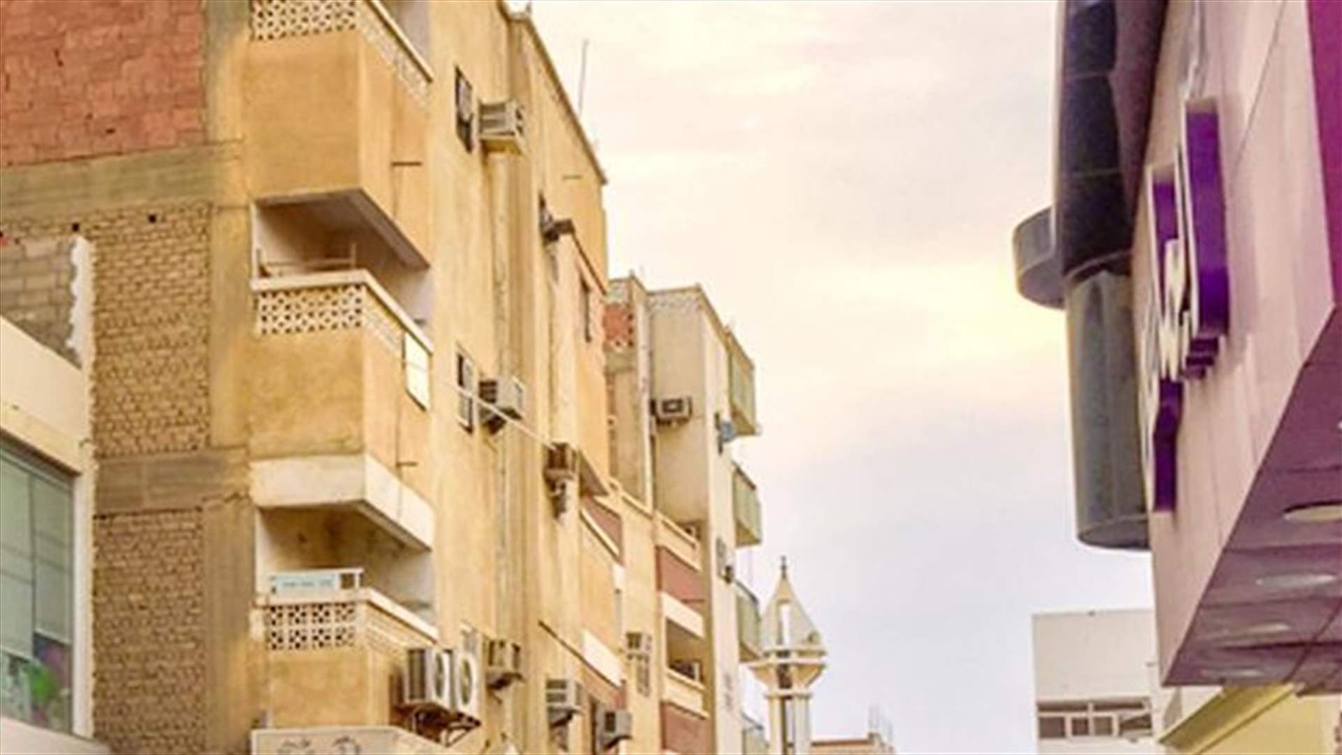 سقط من على مبنى في السفيرة الضنية...