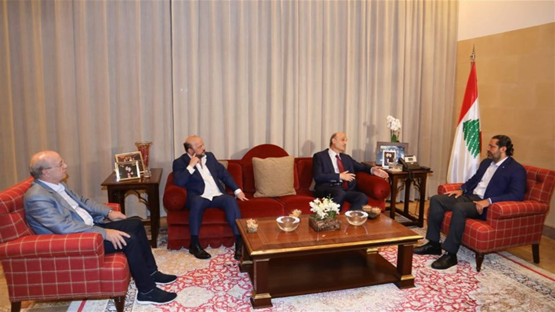 كيف كان اللقاء بين الحريري وجعجع؟