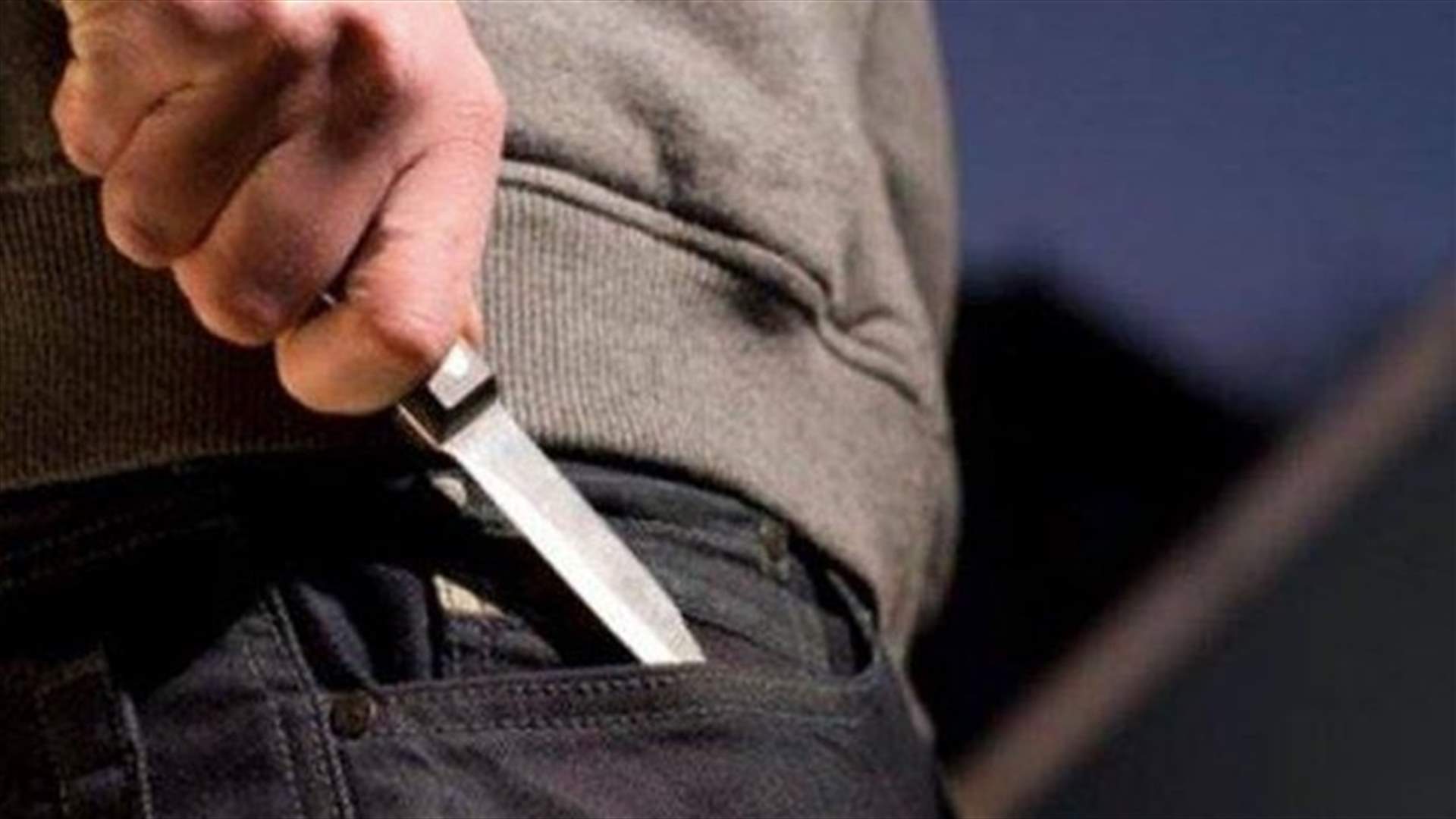 طعنه بسكين في مزرعته في بعلبك