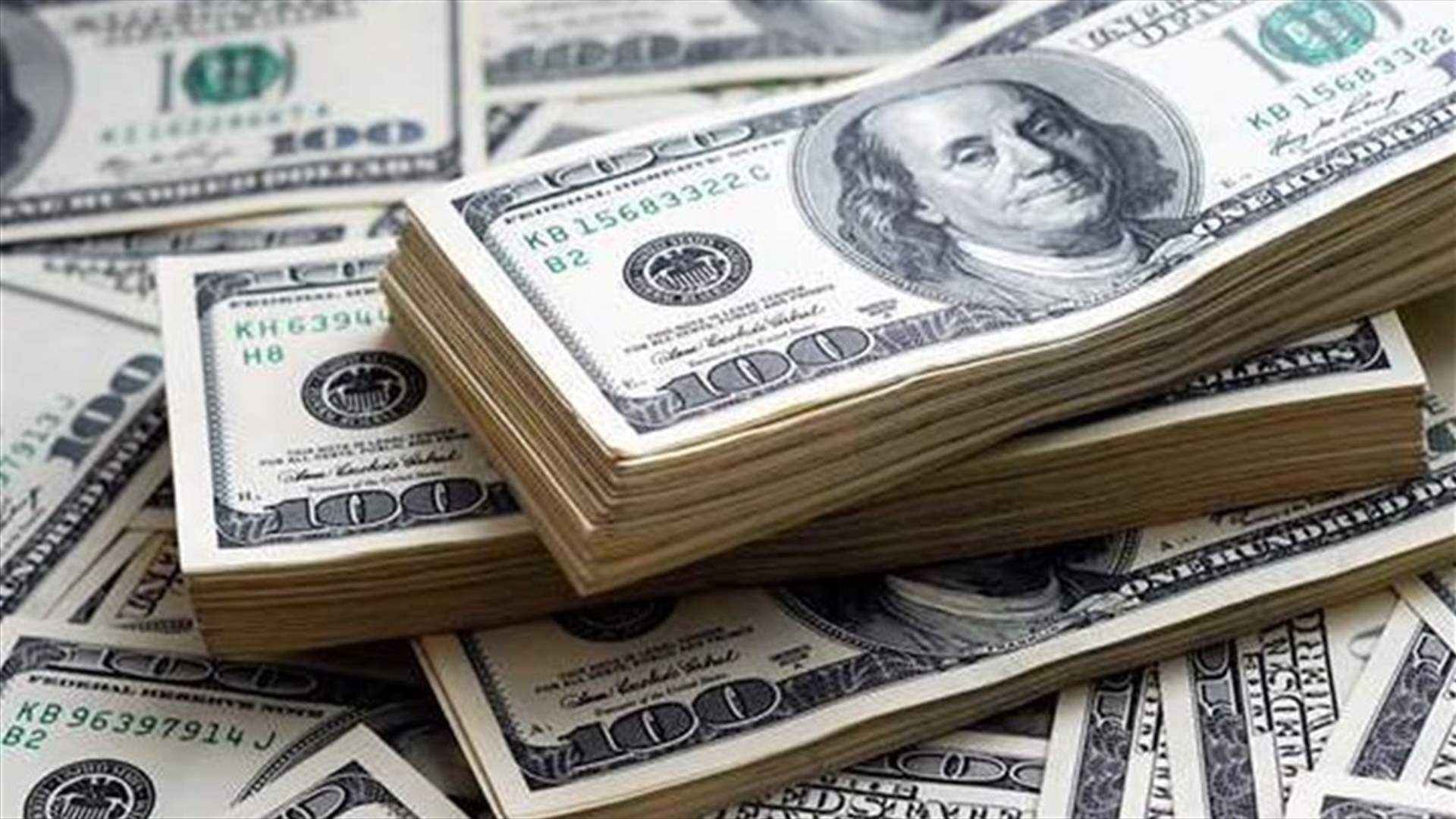 موظفان بشركة لنقل الأموال يسرقان مليون دولار في بعلبك...ويفران!