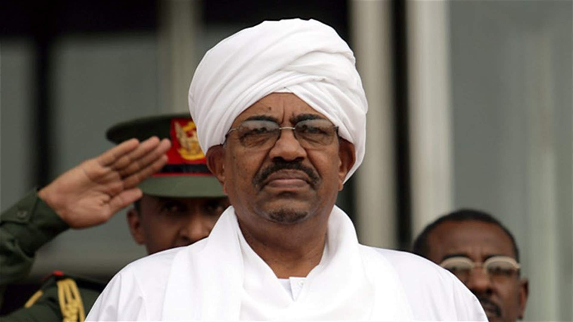 الرئيس السوداني يعين معتز موسى رئيسا للوزراء