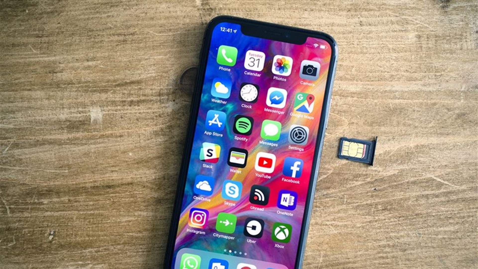 تسريبات جديدة تكشف أن أجهزة آيفون الجديدة ستدعم بطاقات SIM مزدوجة