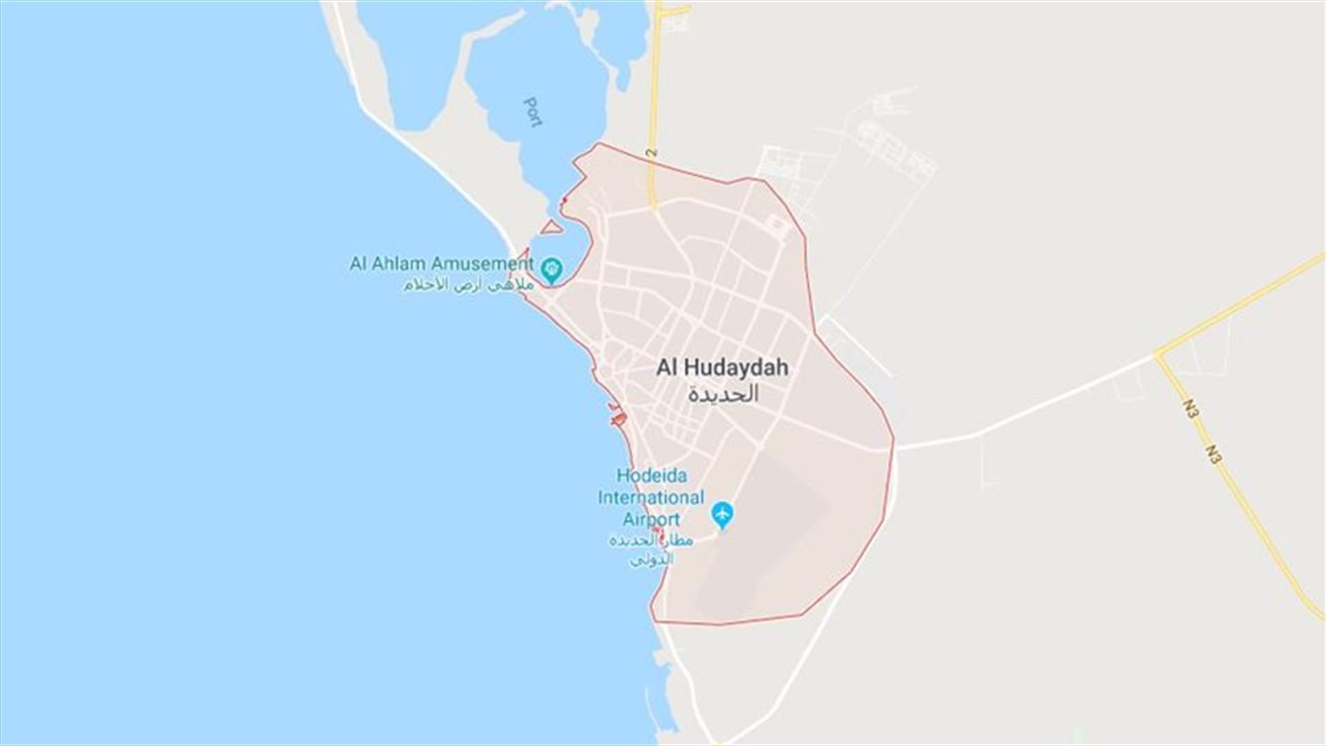 القوات الموالية للحكومة اليمنية تسيطر على طريقين رئيسيين قرب الحديدة