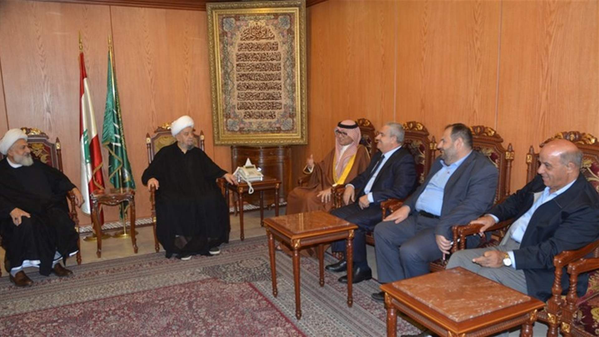 الاوضاع العامة في لبنان بين قبلان والبخاري