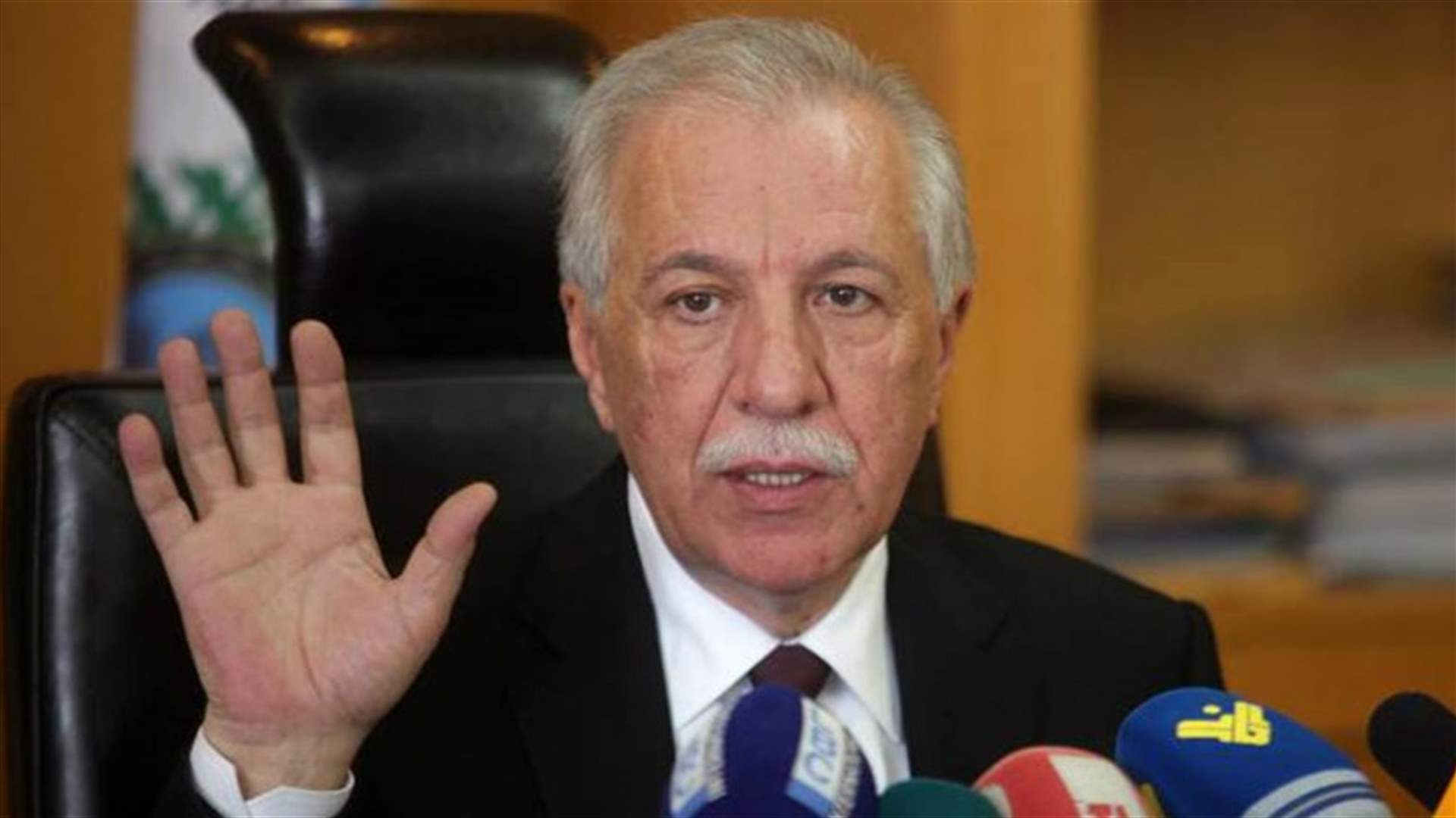 زعيتر: كل توتير من هؤلاء الموتورين عن باخرة البقر هو كذب بكذب