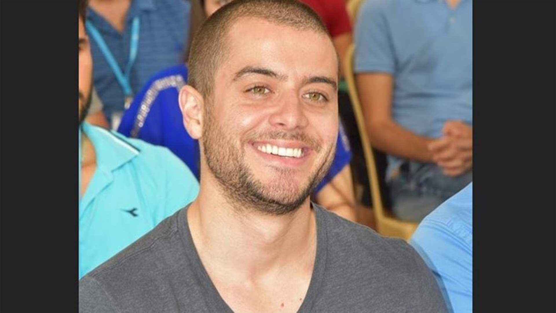 مفاجأة للنائب سامي فتفت في عيد ميلاده (فيديو)