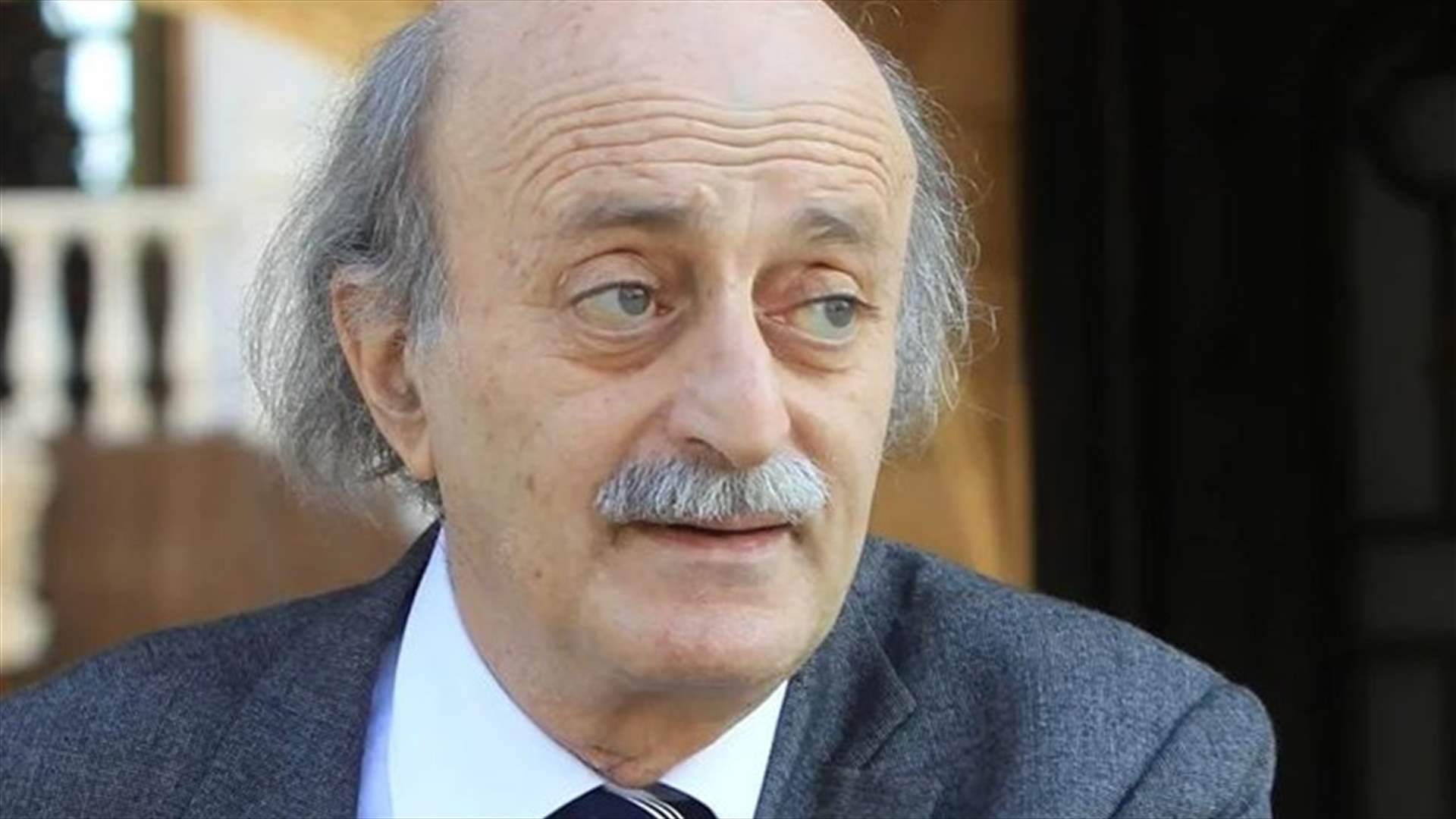 جنبلاط يغرّد عن قضية نزار هاني ورجا العلي...