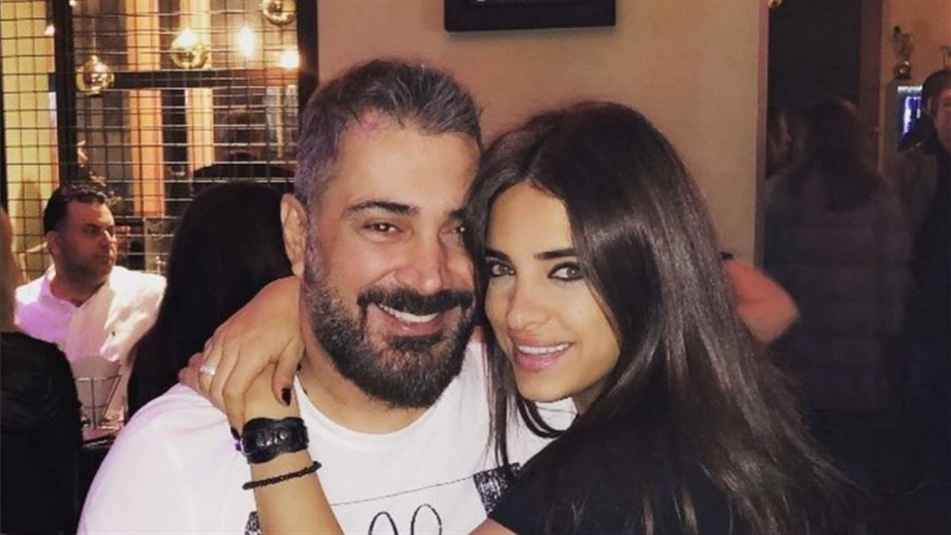 هكذا احتفل فيني رومي بمرور شهر على زواجه (صورة)