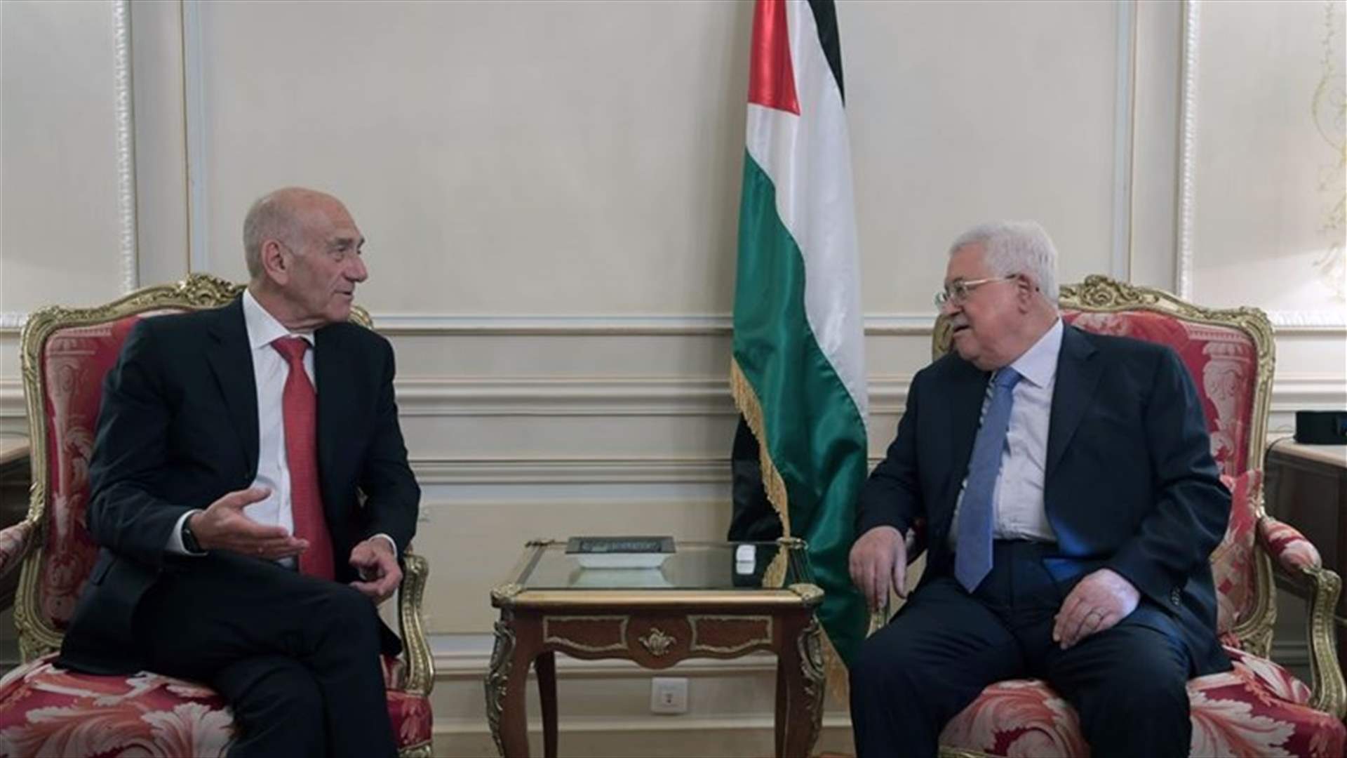 ايهود أولمرت بعد لقائه الرئيس الفلسطيني: عباس الوحيد القادر على تحقيق السلام مع الاسرائيليين
