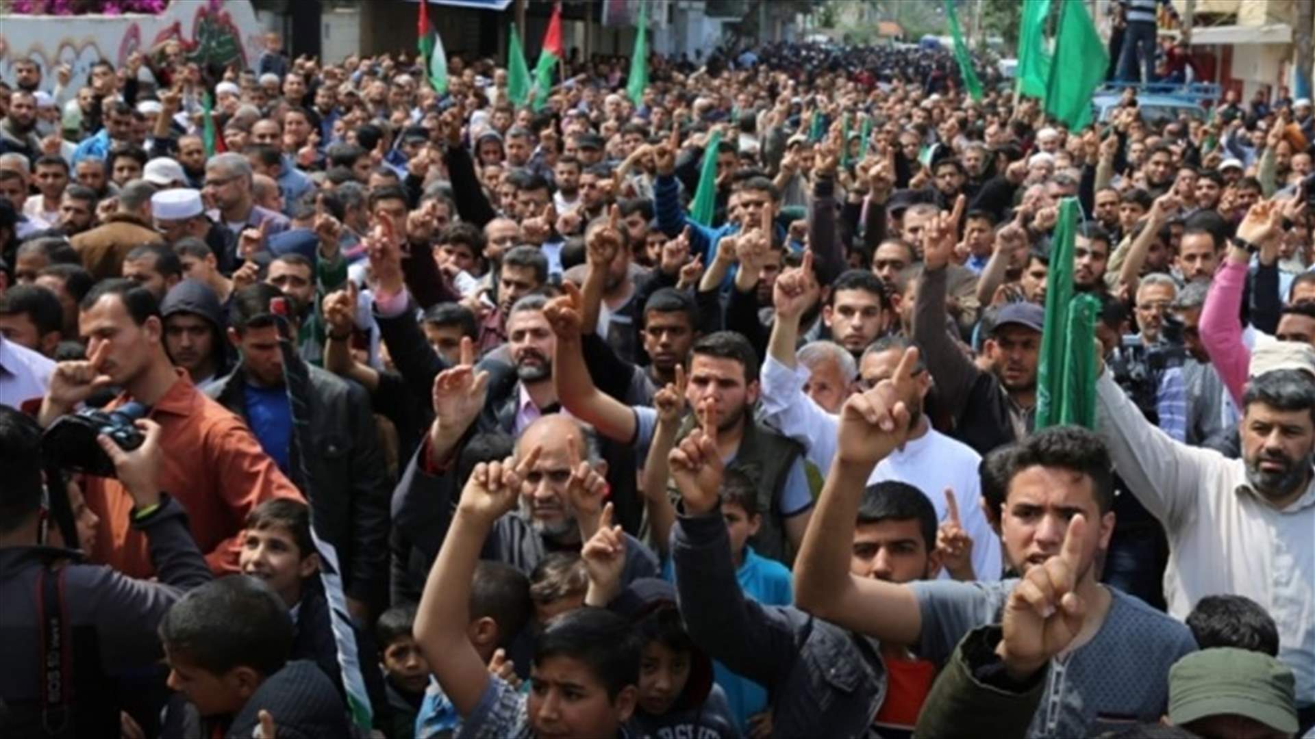 القوات الإسرائيلية تقتل فلسطينيا خلال احتجاجات في غزة