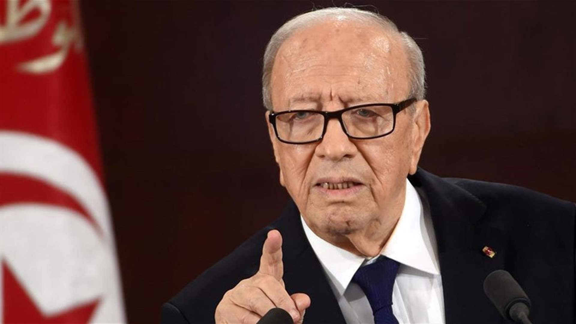 السبسي: التوافق مع النهضة انتهى بطلب منها