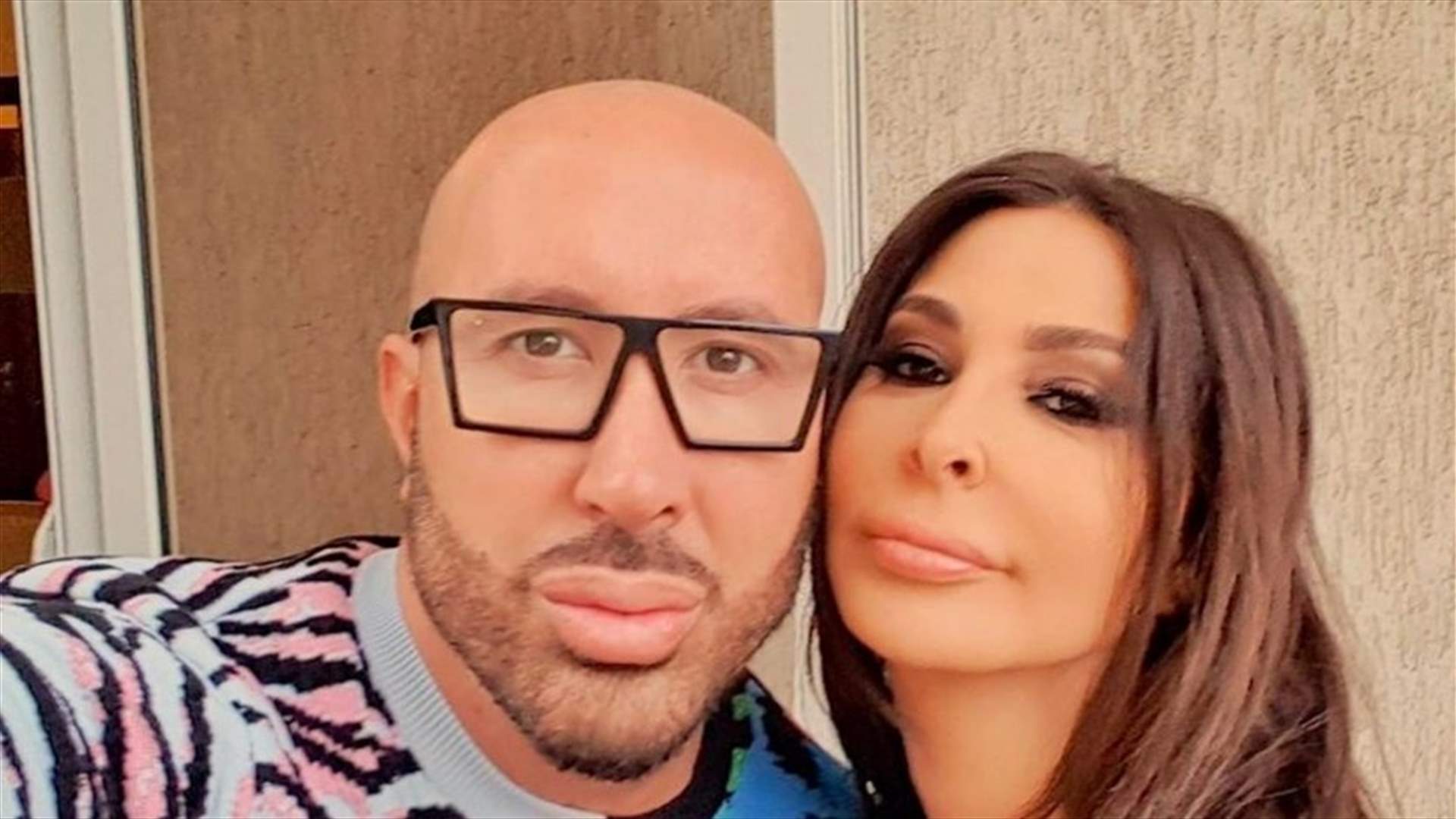 صديق إليسا بصورة قديمة جداً... هكذا كان شكله