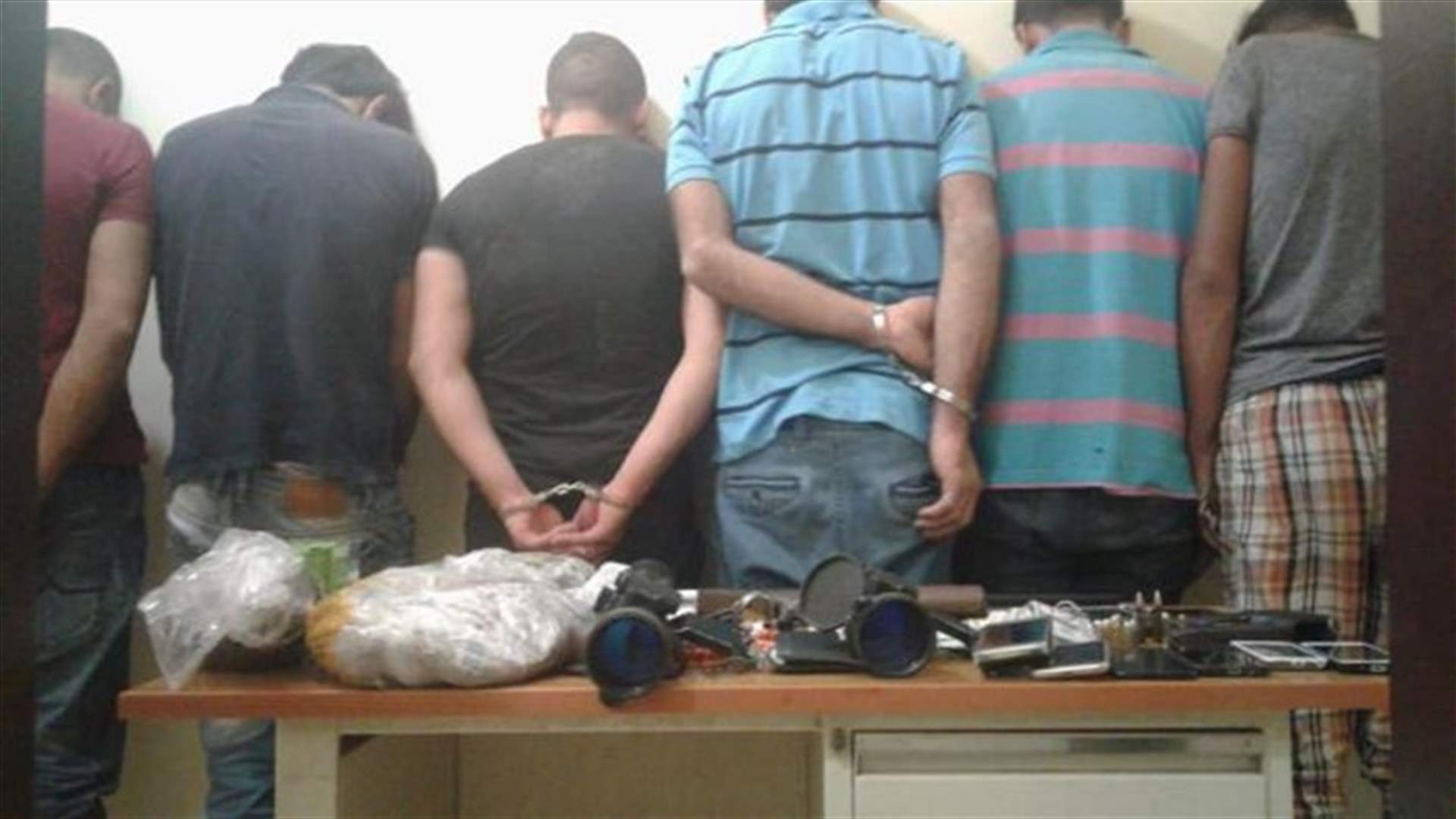 عصابتان لتبادل المخدرات ونقلها من لبنان الى سوريا في قبضة المعلومات (صور)