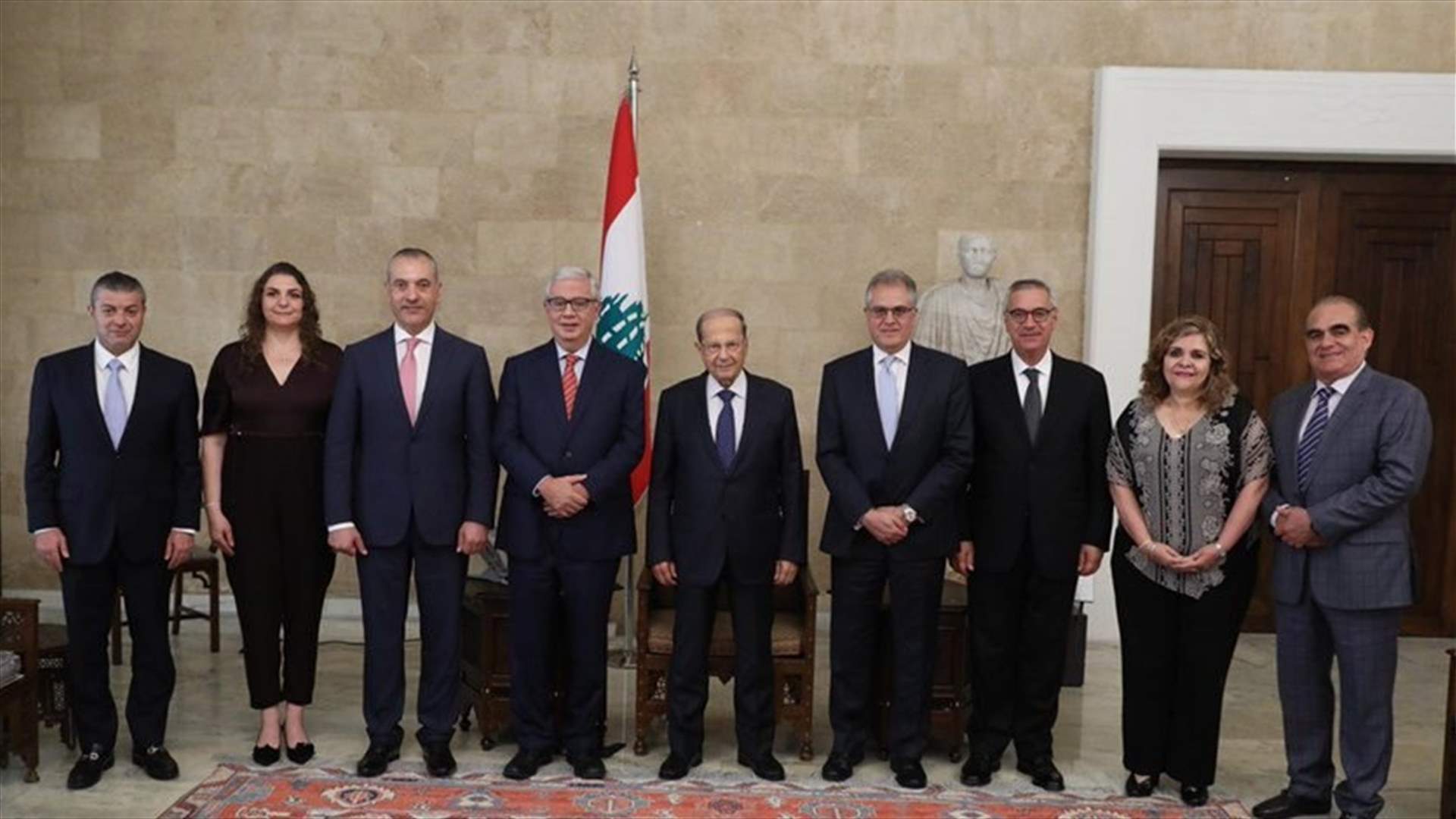 Aoun meets with delegation from the Lebanese club in Mexico
