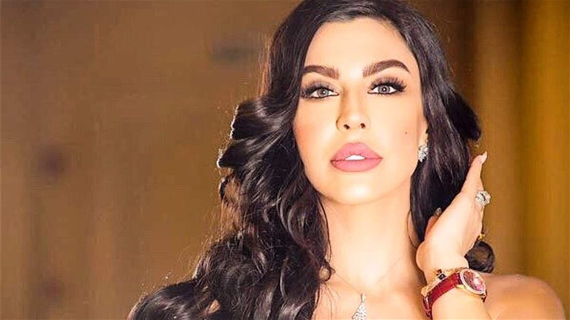 ليلى اسكندر مع ابنها في لبنان... إليكم الصورة الأولى لهما بعد الولادة!