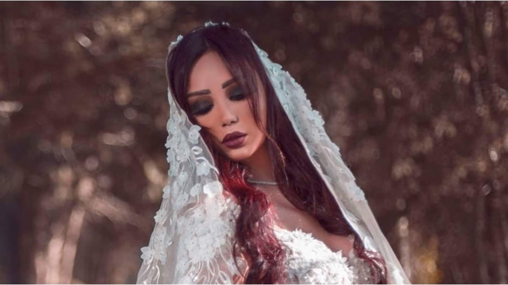 تشييع جثمان الممثلة الراحلة دينا هارون (فيديو)