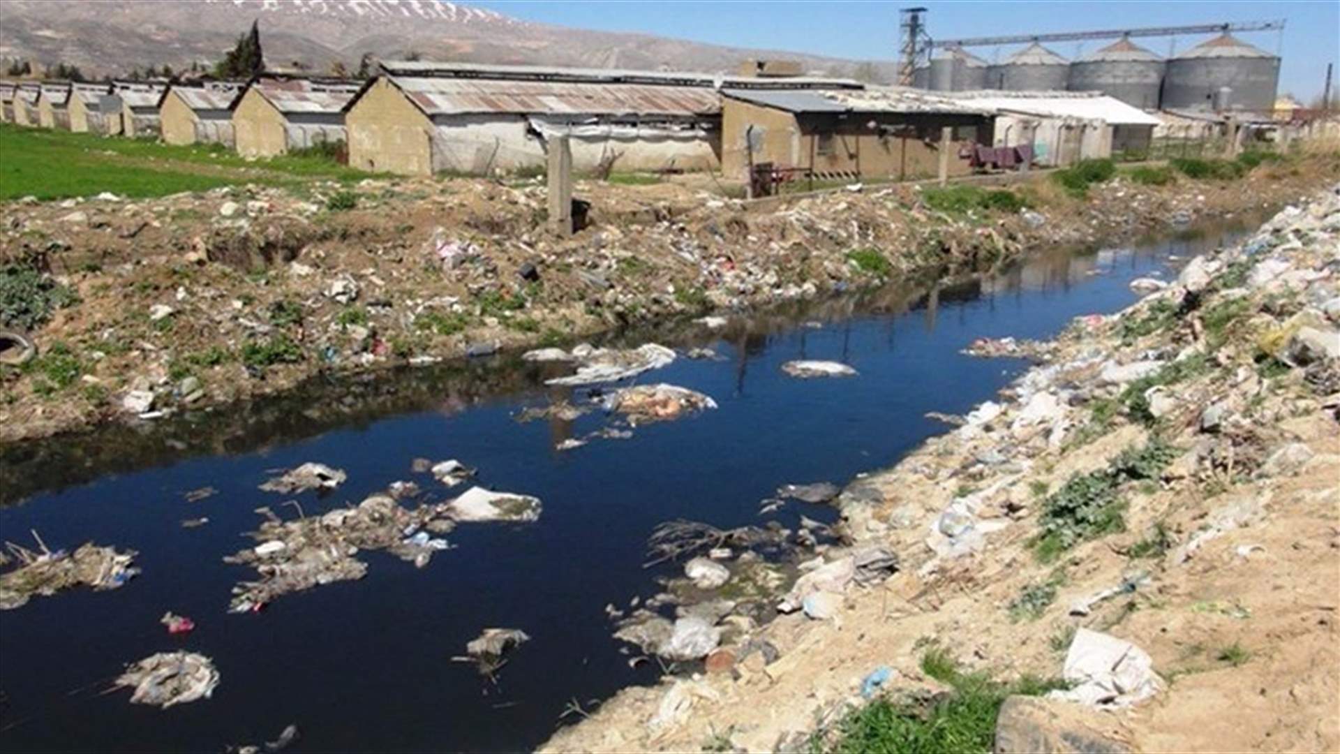 طلعات جوية استطلاعية لمسح التعديات والتلوث في الليطاني