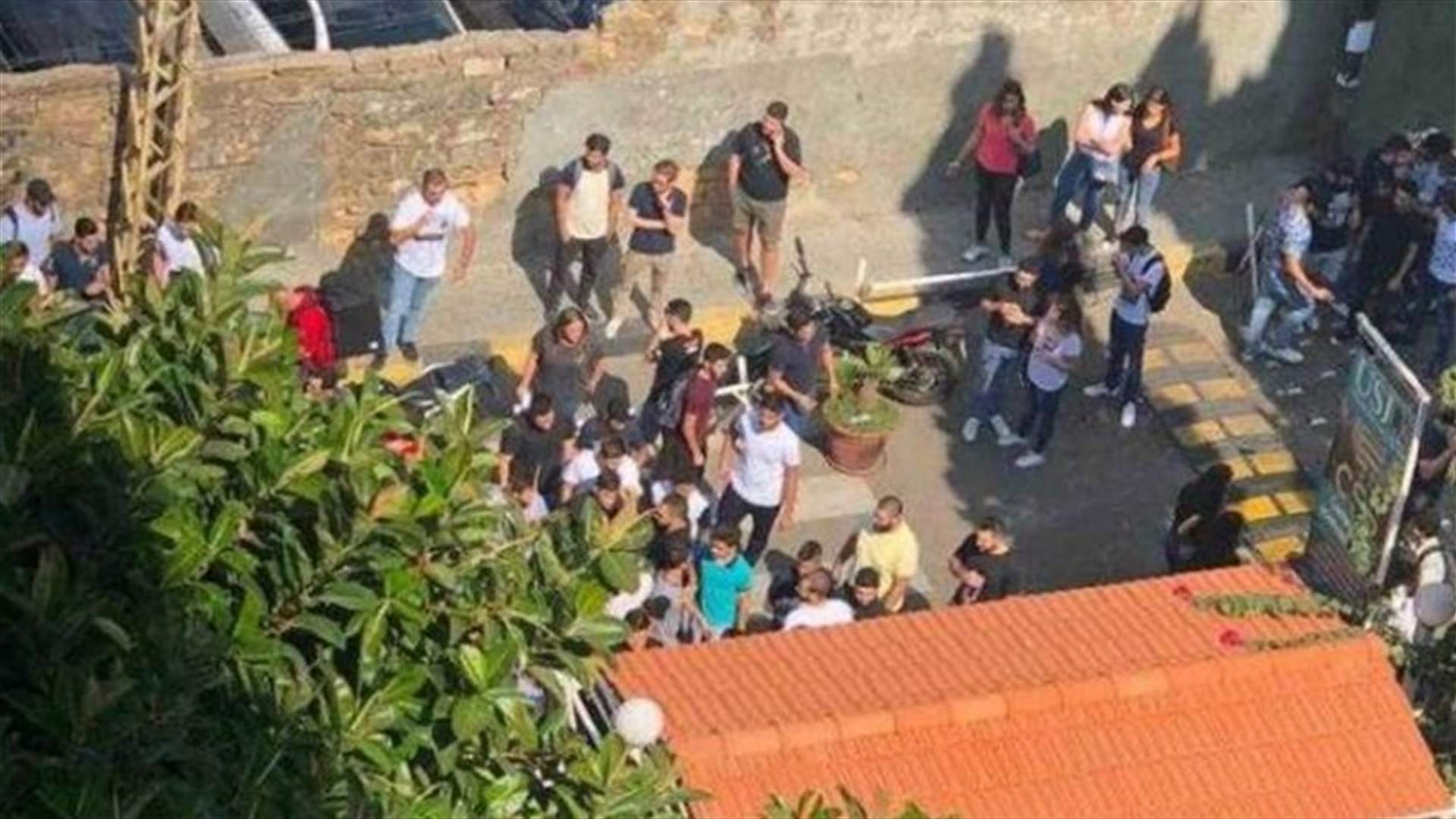 بعد اشكال اليسوعية...مصلحة طلاب "القوات" توضح ما حصل