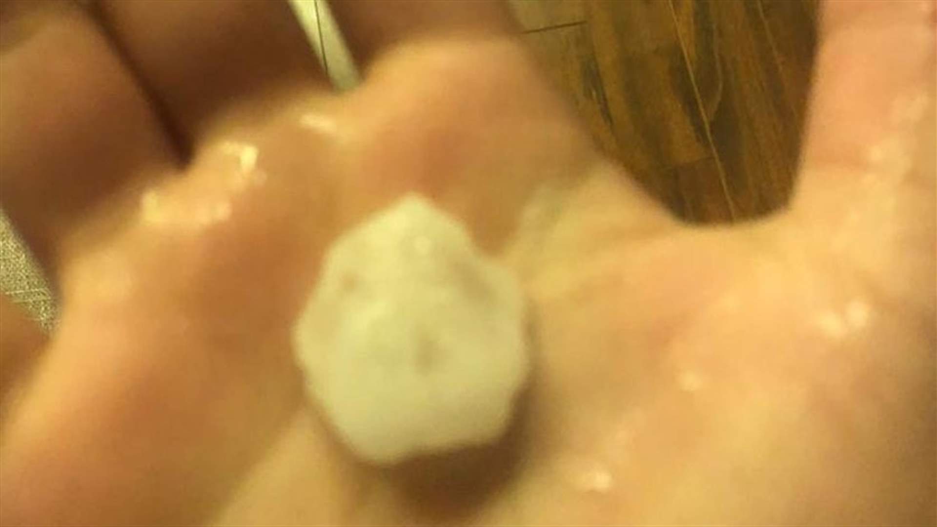 Huge hailstones fall in Mayrouba – [PHOTOS]