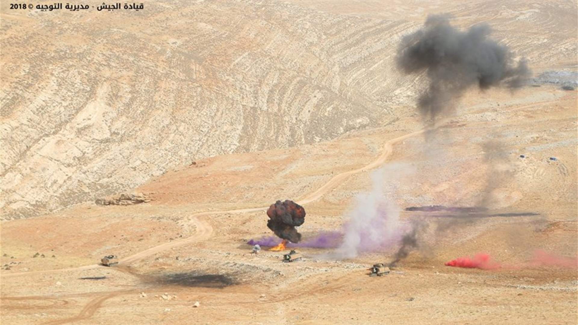 مناورة قتالية بالذخيرة الحية في بعلبك بمشاركة الصليب الأحمر (صور)