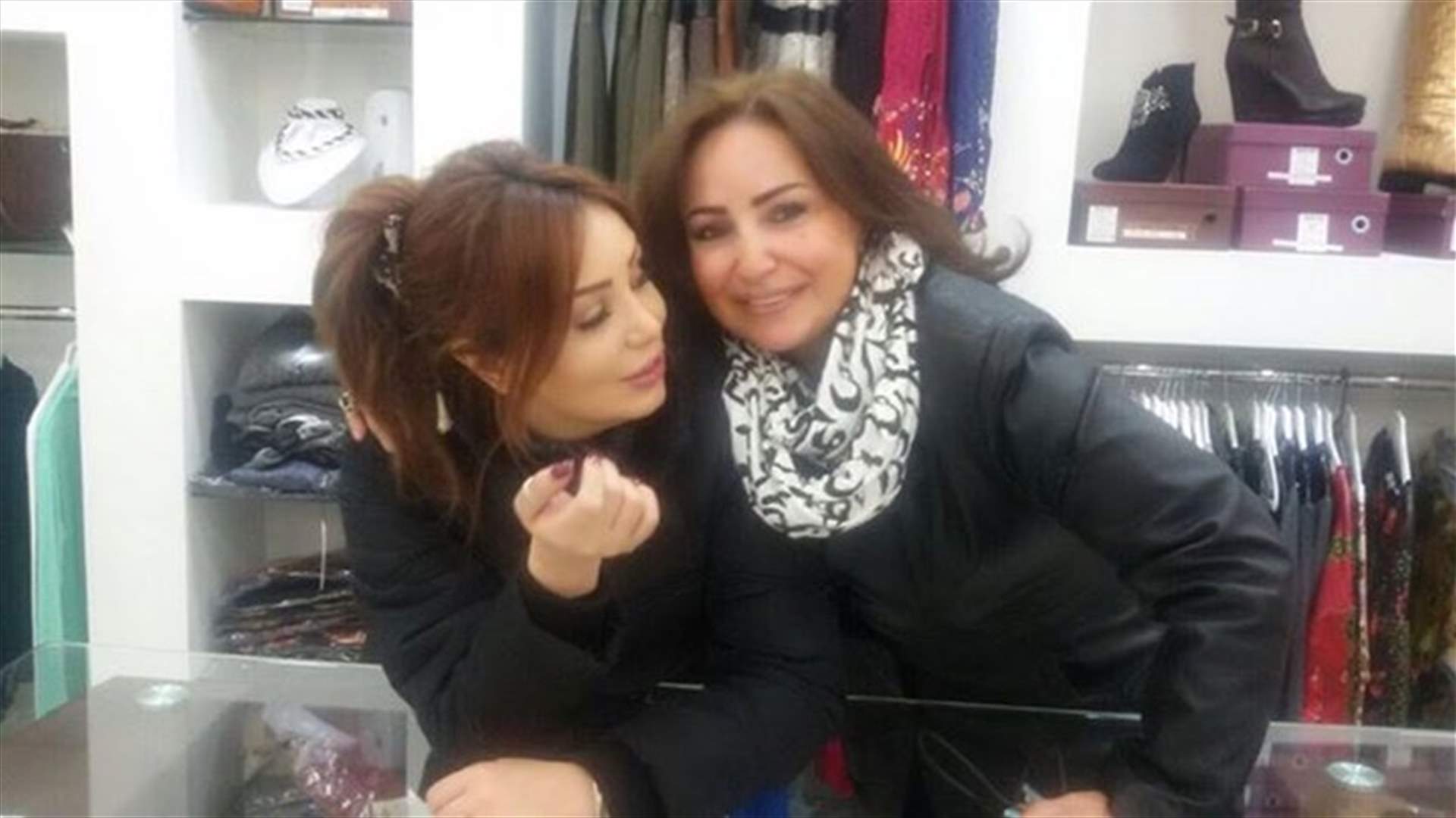 تولاي هارون في أوّل تصريح لها بعد وفاة شقيقتها دينا... ماذا قالت؟