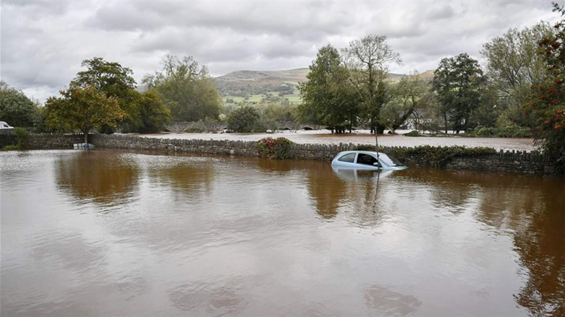 Several people killed in flashfloods in southern France, waters rising