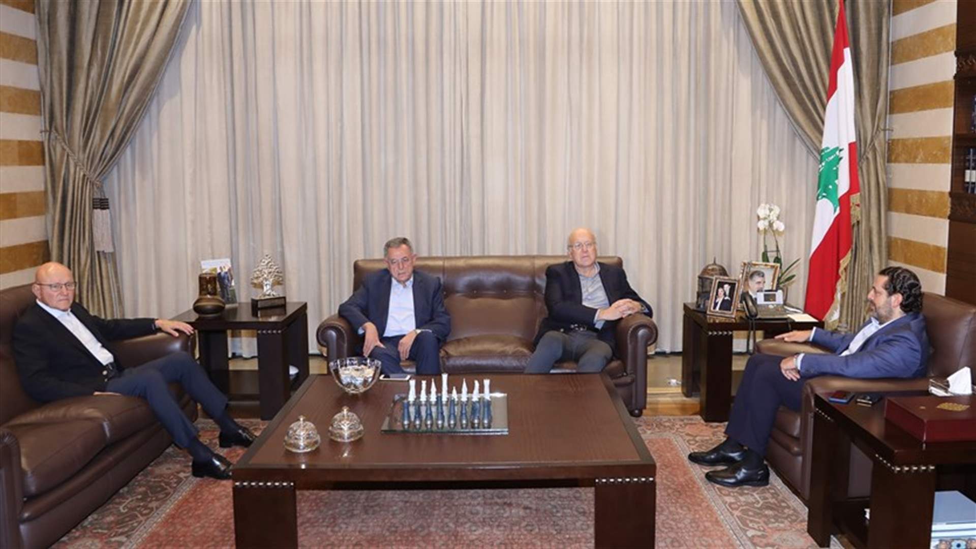 ملف تشكيل الحكومة بين الحريري ورؤساء الحكومات السابقين