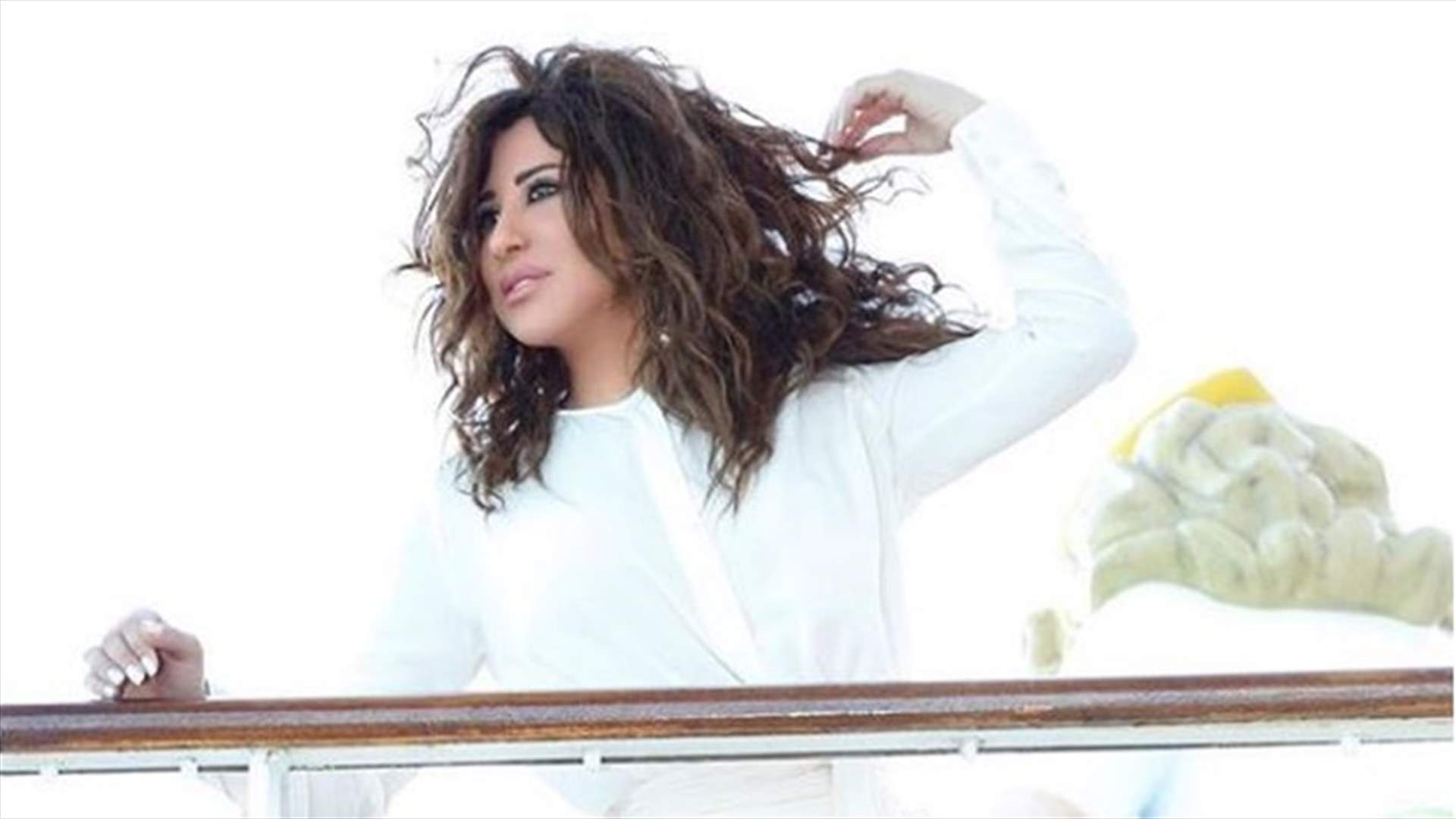 نجوى كرم تثير الجدل بعمليّة تجميل جديدة.. "الأنف الجديد لابقلها"؟ (صور)