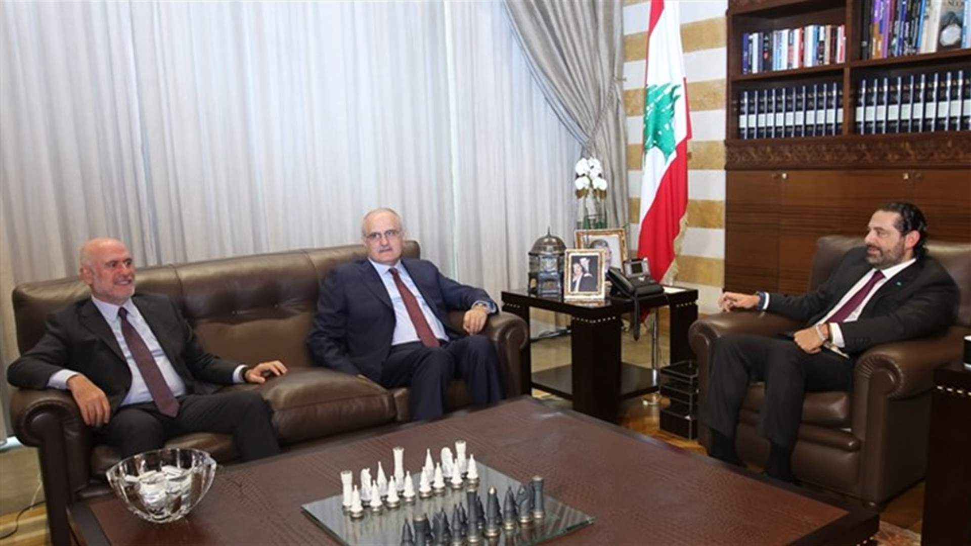 الحريري عرض مع خليل وفنيانوس مستجدات تشكيل الحكومة