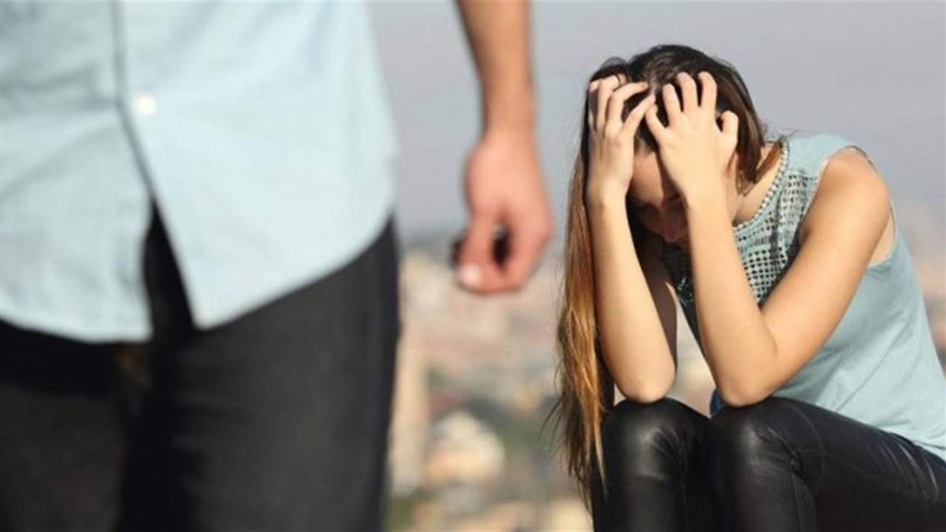 لجأت الى خطوة "مجنونة" لتمنع زوجها من خيانتها...