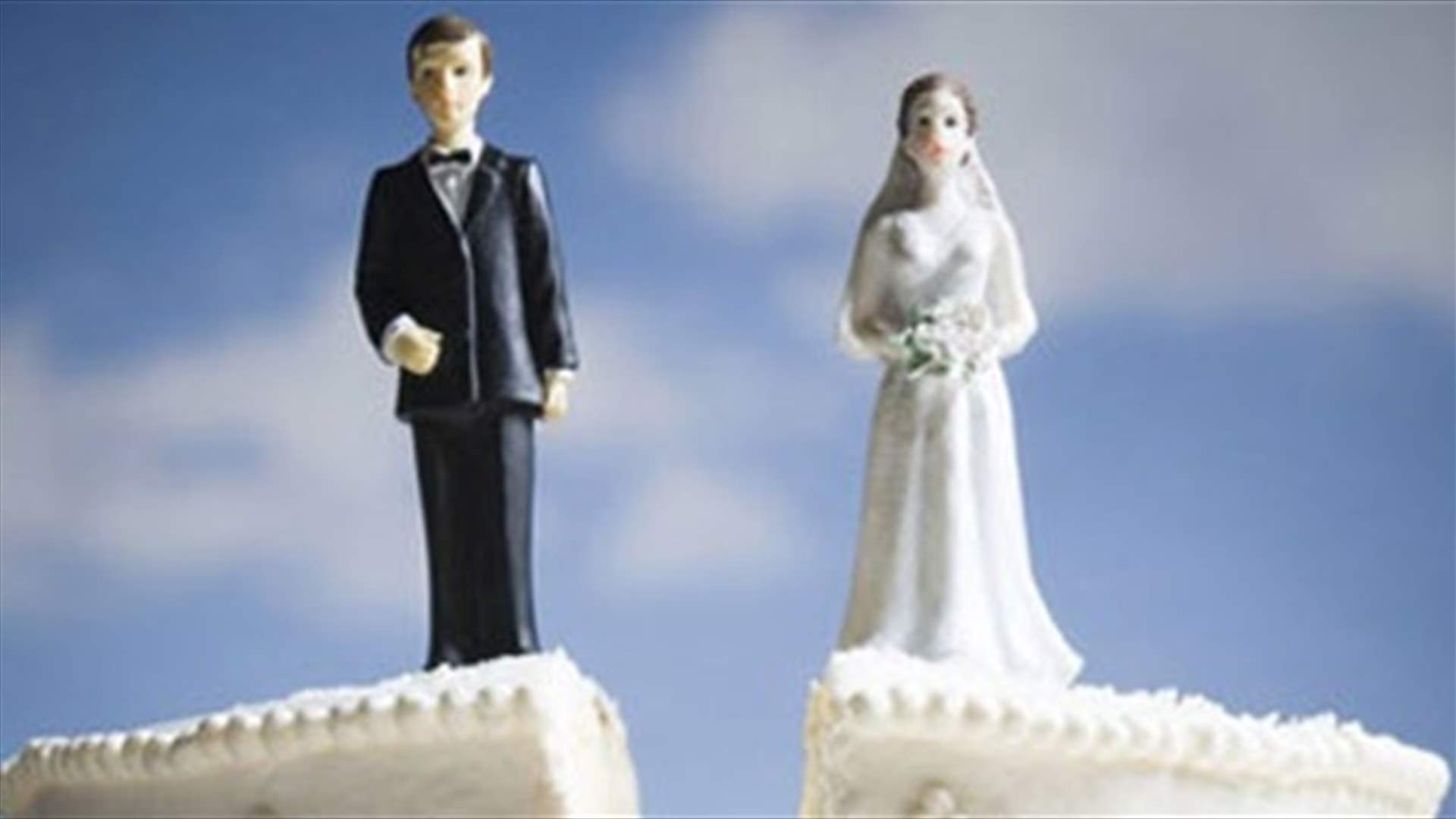 ممثل كوميدي يتسبّب بطلاق وانفصال أكثر من 7 الاف ثنائي.. هذا ما قاله لهم!